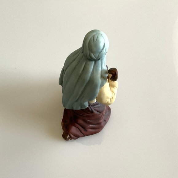 VINTAGE SHEPHERD NATIVITY FIGURINE CHRISTMAS  HOLIDAY DECOR - Picture 10 of 10